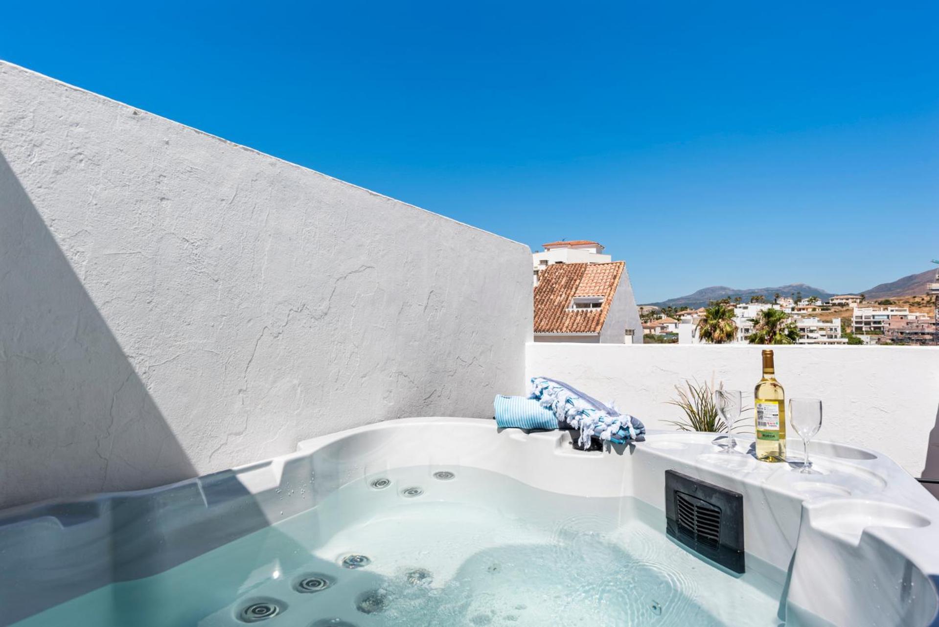 Lovely Penthouse Near Estepona Marina By Costarentals - Ref M15 Exterior foto